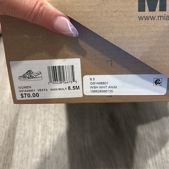 New Women’s Size 8.5 MIA Vesta Animal Print & Cream Sneakers - Picture 6 of 8